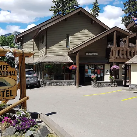 Banff International Hostel-3